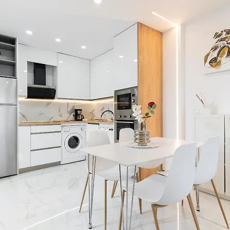 La Roca Chica Апартаменты Торремолинос